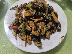 -华龙特色大骨鸡农家菜馆