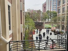 -上海市园南中学