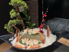 -蟹犇前•帝王蟹雪蟹(陆家嘴店)