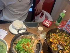 -聚鑫朋酸菜肥肠(文艺路口店)