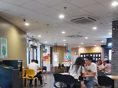 -麦当劳(民盈·国贸城店)