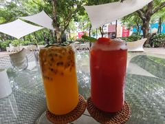草莓乌龙-T館·花园艺术餐厅