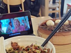 -佬钱湾仔(衣裳街店)