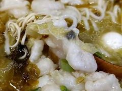 -周鱼小馆石锅酸菜鱼(活力汇店)