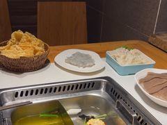 -颐辰舍岁岁羊(文昌万达景园店)