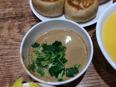 -清真吴记门钉肉饼·喜多利