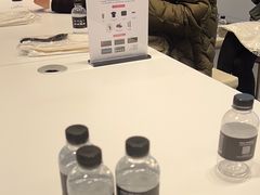 -TESLA 特斯拉(上海太古汇体验店)