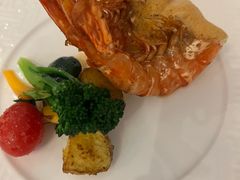 -广州塔卢特斯法国旋转餐厅