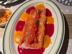 烟熏三文鱼牛油果饭-三秋舍·梦幻岛(小西路店)
