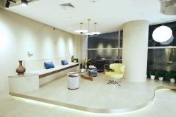 -变画·发型STUDIO