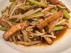 -闫府私房菜·老字号(恒隆店)