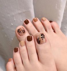 足部美甲-七月美睫 美甲