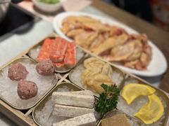 -尚尚仙·酸汤猪手·猪肚鸡火锅(华联万柳购物中心店)