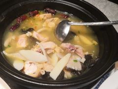 -吴记集庆门酸菜鱼店(集庆路店)