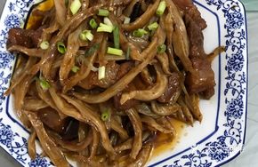 Special Noodle Fish Braised Pork