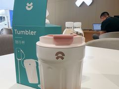 -蔚来中心(北京中关村店)