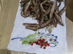 漓江小炸鱼-渔太泰漓江小馆·广西融合菜(西街店)