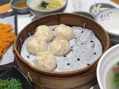 -馋三尺蟹粉小笼(人民广场店)