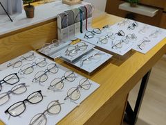 -鲸渝眼镜·浅目视光(春熙路店)
