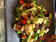 白族瓦片酱香肉-尽善百年古院餐厅(王家老宅店)