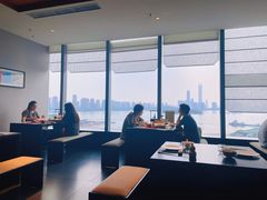 靠窗位-馋遇江南·精致湖景雅宴(东方之门店)