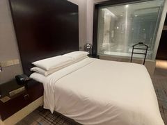 -上海龙之梦万丽酒店