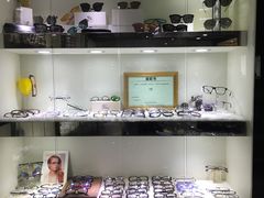 -三叶眼镜城·好视力眼镜店