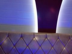 -乐唱氧吧量贩式KTV