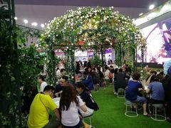 -东浩兰生上海世博展览馆