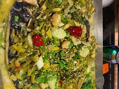 酸菜味烤鱼-鸣记脆皮烤鱼·海鲜烤鱼(亿合城店)