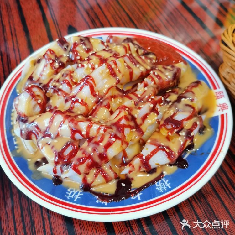 双人下午茶套餐大件抵食，2个女的饱得不行