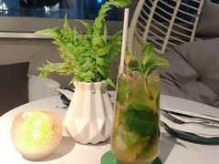 -Oasis Bar & Grill