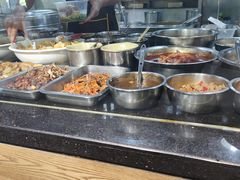 自助取餐区-好欢螺鼎钻螺蛳粉(谷埠店)