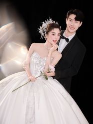 -第一夫人婚纱摄影(南京店)