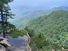 -罗田薄刀峰风景区