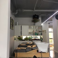 -茶发Salon·烫发染发理发