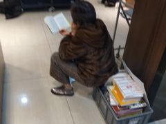 -新华书店(沙坪坝书城店)