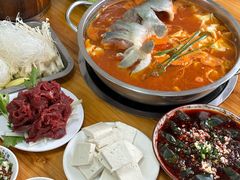-苗侗地道红酸.酸汤鱼·酸汤牛肉