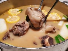 -肥仔文澳门猪骨煲(南京西路店)