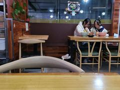 大堂-螺大蛳柳州螺蛳粉·火锅·热干面(西城永捷店)