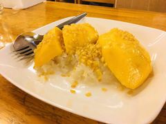 -J Daeng Seafood