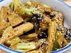 -轻蔬不用等·素食(江苏路店)
