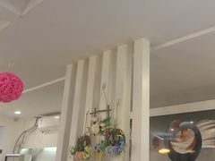 -毛辣果·贵州红酸汤牛肉火锅(西单店)
