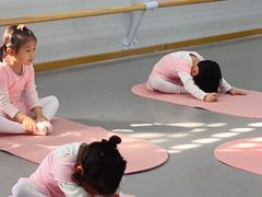 -予荷舞蹈(盛景校区)