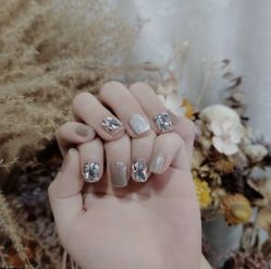 -兔猫ToMoreNails美甲美睫