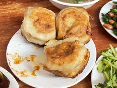 -宝瑞门钉肉饼店