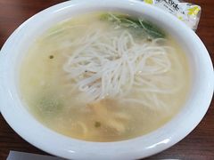 -金家小金碗云南过桥米线