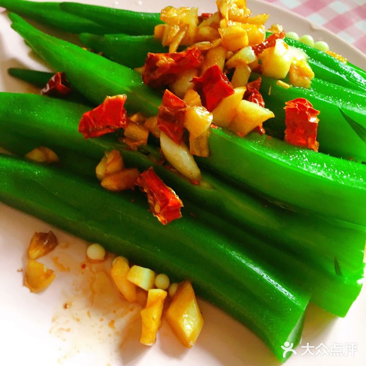 夏季懒人必备菜——蒜蓉秋葵，5分钟搞定！