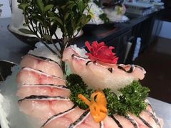 -泓炙颐凤鲜海鲜火锅料理(桐乡店)