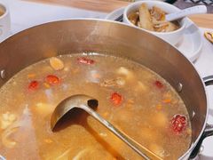 -六少·猪肚包鸡火锅(卓悦INTOWN店)